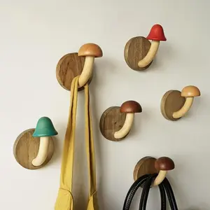 Wooden Mushroom Shaped Wall Hook, Creative Wall Mounted Hook, Multifunctional Wall Hook for Home Living Room Bedroom, Wall Mountable Home Organizer
