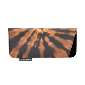 Blenders Eyewear Grunge Sleeve - Textured Velvet-Lined Pouch for Sunglasses Protection - Charcoal Black Grunge Finish - Unisex Fashion Accessory - Drinkware