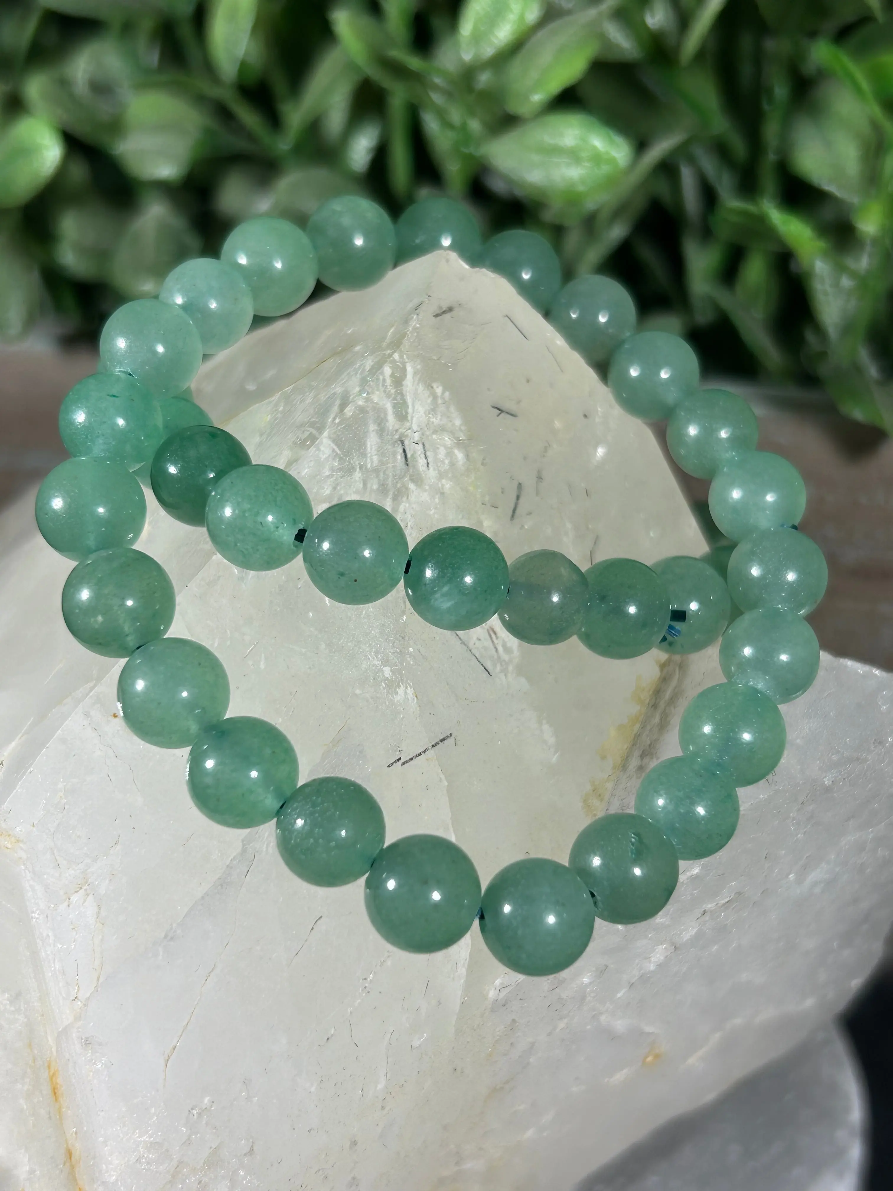 Green Aventurine Beaded Bracelet, 8mm Unique Natural Stone Chakra Jewelry for Unisex Wear, Supports Growth and Confidence, Heart Chakra, Aventurine Gem, Beads, Unique Stones, Varied Hues, Fashion, Growth Focus, Unique Bead Set