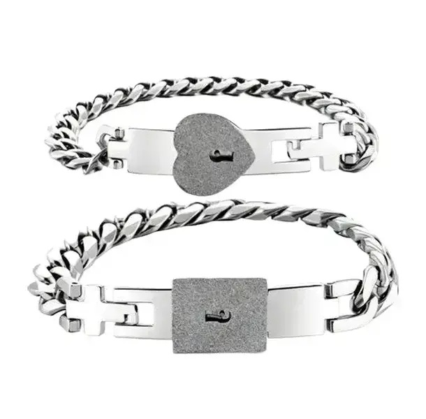 Valentine’s Day Gift 2-Piece Couple Bracelet Set - Elegant Unisex Adjustable Tarnish-Resistant Stainless Steel Cuban Link Black-Interlocking Heart & Square Geometric Matching Bracelets for Lovers, Two Piece Set, Black-Interlocking Heart And Square Bracele