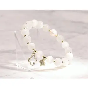 Korean Style Four-Leaf Clover Pearl Bracelet – Dainty Mother of Pearl Beaded Jewelry, Adjustable Cute Luxury Wristband, Gift for Women