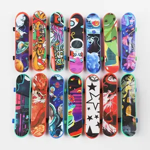 12/24pcs Finger Skateboard Toys Creative Fingertip Fingerboards Kids Boys Birthday Party Favors Pinata Fillers School Goody Gift