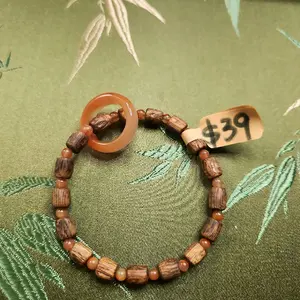 agarwood and nanhong agate bracelet