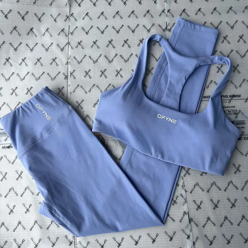 DFYNE Impact Neckband Crossbody Workout Set Women Halter Strappy Sports Bra & Scrunch Shorts Seamless High Support High Elasticity Breathable Gym Yoga Fitness Activewear