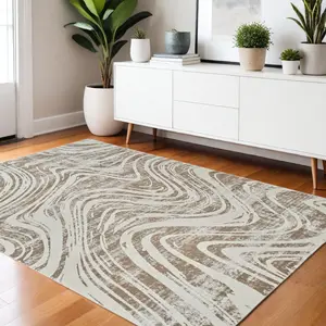 HomeRoots 558824 Rectangular Area Rugs - 4 x 6 ft. Abstract, Distressed Beige & Brown Rectangle Area Rug