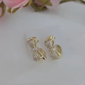 Aretes estilo lazito