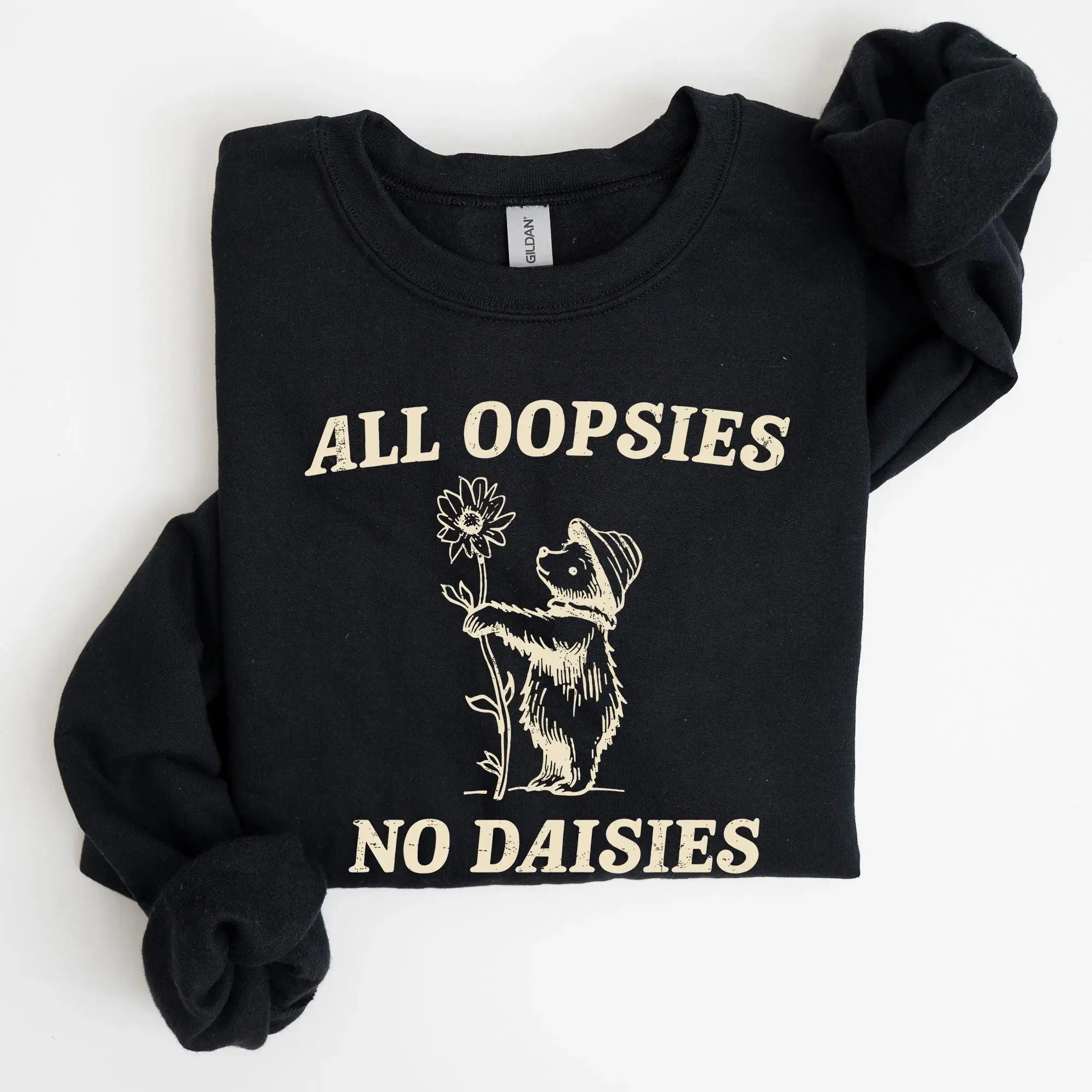 Women's Retro "All Oopsies No Daisies" Sarcastic Bear Sweatshirt Funny Meme Graphic Crew Neck Pullover Soft Cozy Casual Top for Loungewear Everyday Streetwear Gift for Friends