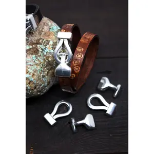 Silver: Hook & Loop 10mm Leather Clasp, 40x18mm, 1 set