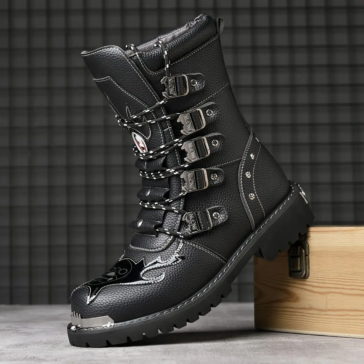 Men'S High Top British Style Boots Riding Motorcycle Winter Large Size Retro Punk Boots Walking Shoes Footwear Boy Closed Bota Lace Rubber Decor Pedal Black suedes hunter boots work boots Women