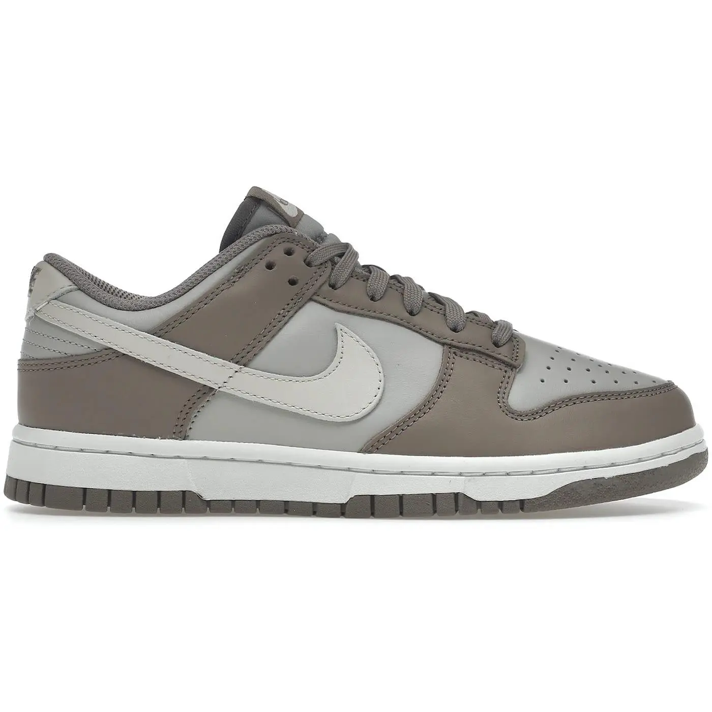 Nike Dunk Low Bone Beige (W)