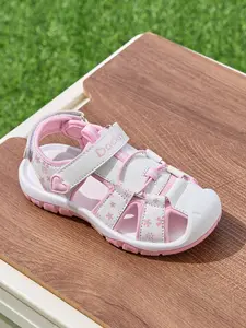 Children Outdoor Casual Sandals, Kids Sports Shoes for Running & Walking, Comfortable Lightweight Footwear for Boys Girls, Strap Sandals