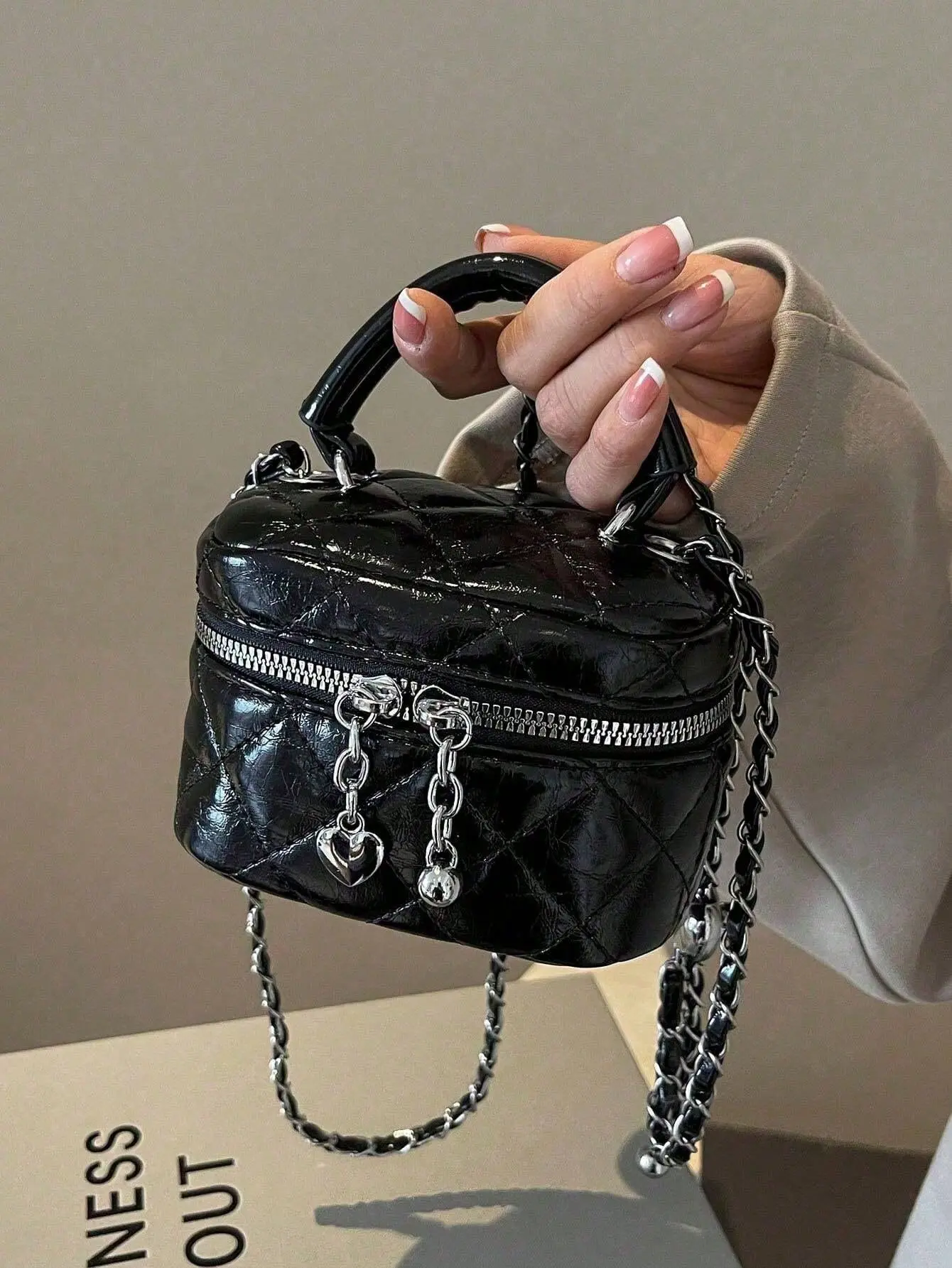 Mini Cute Women Everyday Handbag, Fashion Solid Color Embroidered Rhombic Crossbody Bag Coin Purse with Heart Decoration Y2k Shouldr Bag Woman Purse Work Bag Suitable for Holding Cards and Keys Suitable for Daily Use, Shopping and Travel