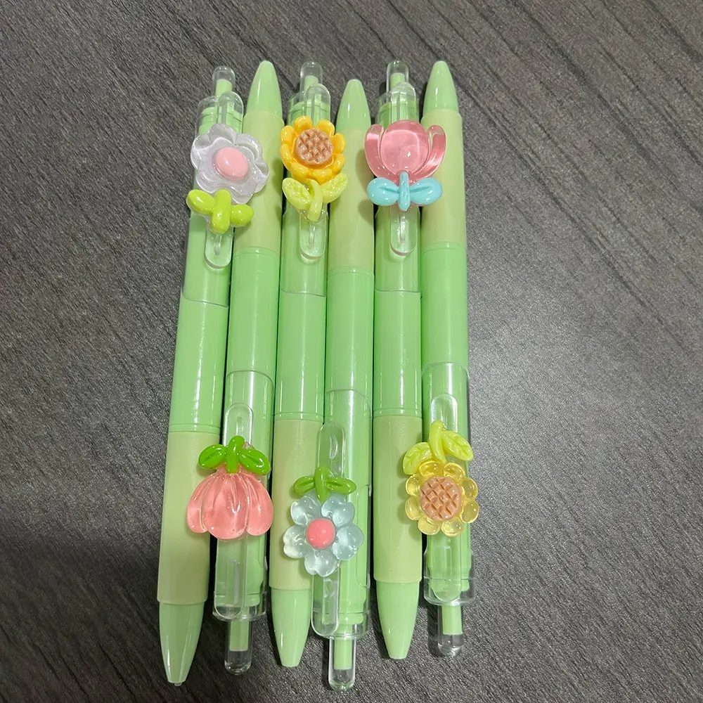 6/12pcs Creative Design Floral Pattern Retractable Ballpoint Pens, Aesthetic Pens, Pen Set, Multi purpose pens, Stationery Writing Tools, Smooth writing experience, ideal for diaries, school, office use, gifts, or Mother's Day presents
