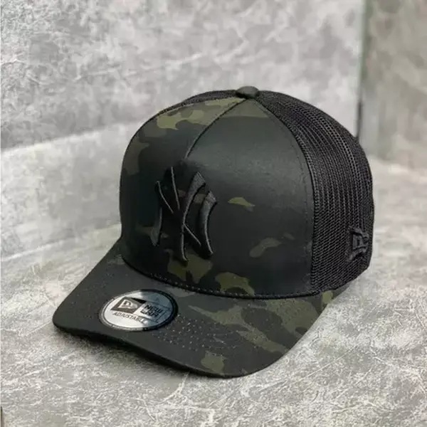 New Era NY Yankees Mesh Trucker Cap, Adjustable Snapback Baseball Hat, Black Sports Collectible Headwear