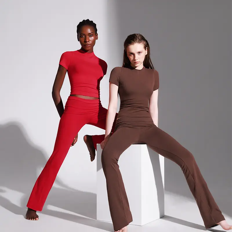 PUMIEY Women's Lounge Sets Minimalist Chic Short Sleeve Tops & Fold-Over Flare Pants All Seasons Pajama Set Sleepshirt Plain Pink Loungewear Nightwear Homewear Basic Jet Black 2 Piece Sets Comfort Sweat Set Fall Sets