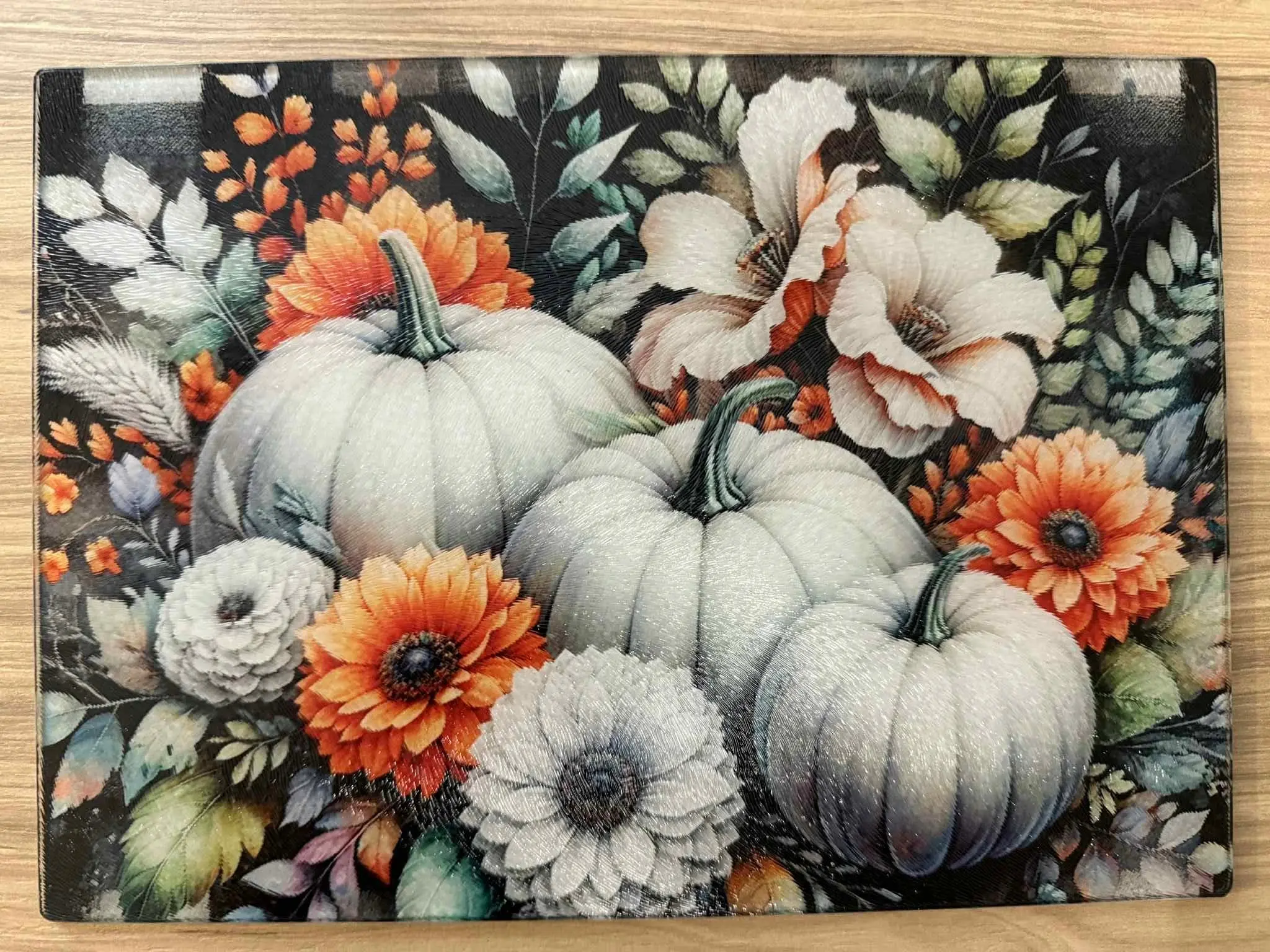 Stylish Glass White Pumpkin Chopping Board, Kitchen Cheese Cutting Board, Knives