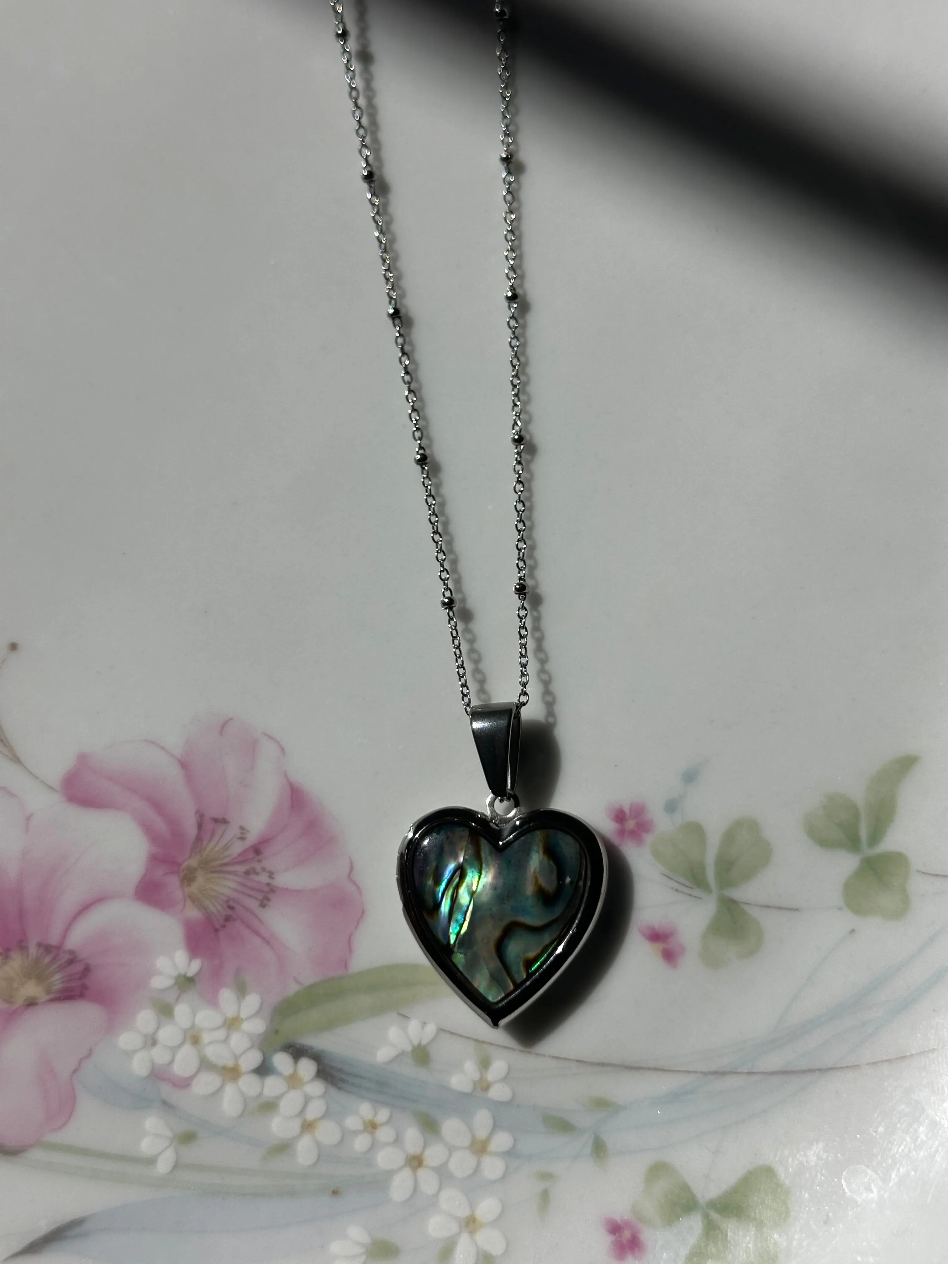 Shell Heart Locket Necklace Shell Heart Locket Necklace