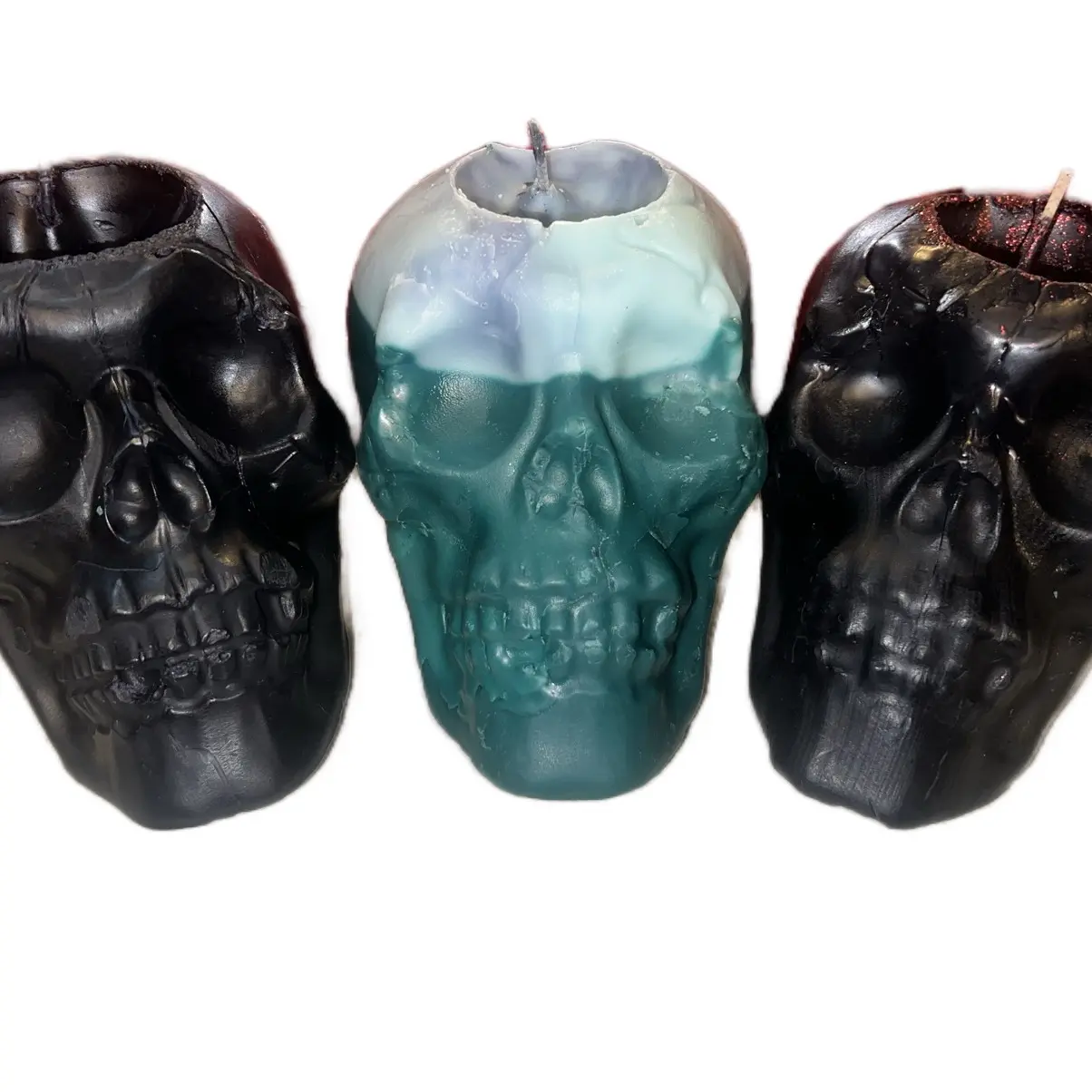 Fragrant skull candles in a variety of colors. Offering 3 scents coffee shop, boyfriend, and lavender lemonade. Decor Freshener Scented Perfume Aroma Decoration Ornaments black candle mom gift small business viral wax candle