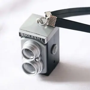 Camera Keychain - Novelty Camera Keychain for Camera Enthusiasts