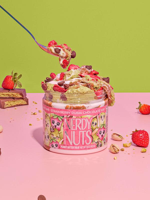 Strawberry Dubai Chocolate Bar Peanut Butter Treat