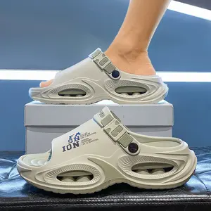 Mens Summer Outdoor Clogs Quick Drying Non Slip Thick Sole Beach Sandals Soft Comfortable Durable Odor Resistant Slippers for Men