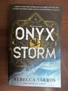 Onyx Storm Rebecca Yarros Paperback– January 21, 2025 by