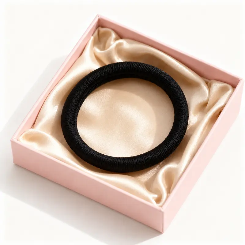 Simple Utility Black Fabric Hair Elastic – Soft Stretch Durable Everyday Hair Tie