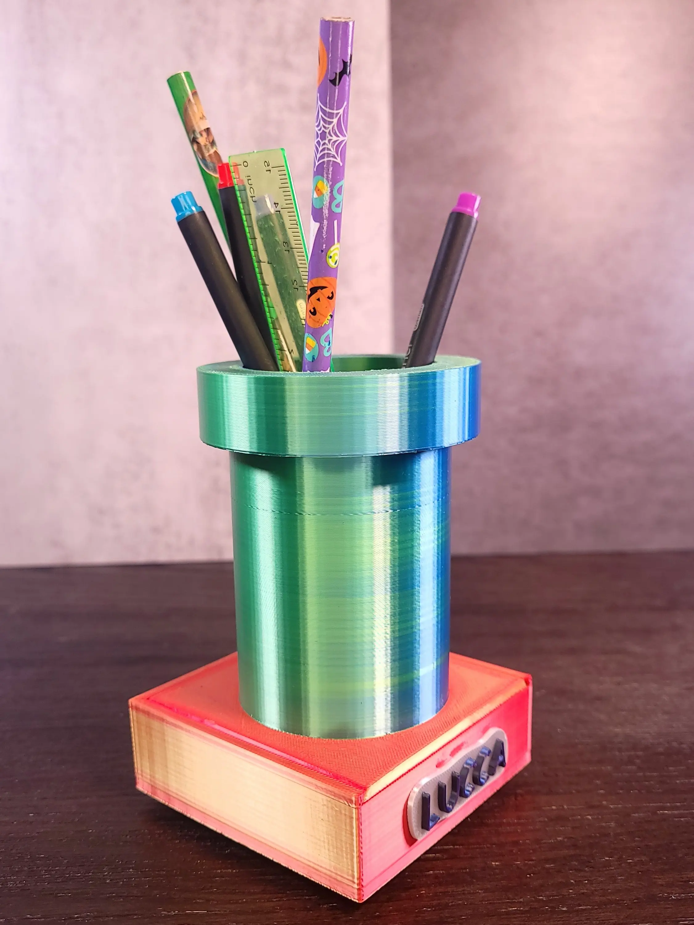 Super Mario Pipe Pen Holder - Stylish Design for Easy Organization, Ideal for Gaming Accesories