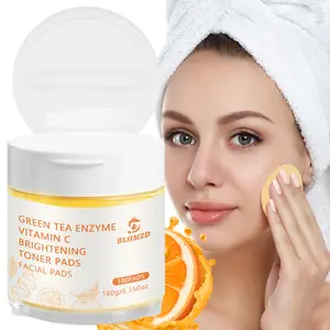 Vitamin C Whitening Toning Water Mask Pad 100 PADS, containing vitamin C+ niacinamide + green tea derived enzyme. Brighten the complexion and fade pigmentation, moisturize and soothe the skin, and enhance skin elasticity. Use it in the morning and evening