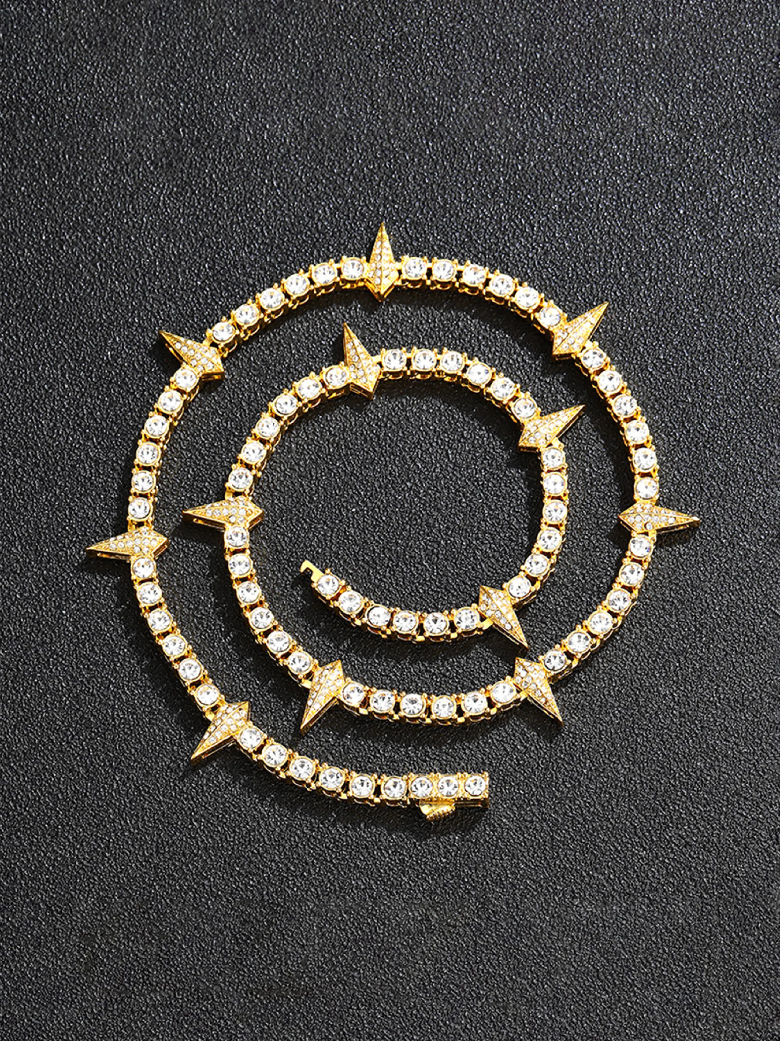 Elegant Rhinestone Thorn Necklace, Unisex Choker Chain, High-End Hip-Hop Style Jewelry, Perfect for Special Occasions