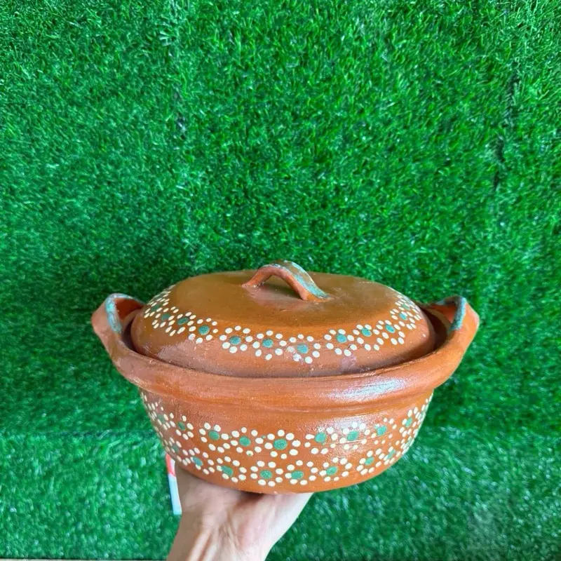 Mexican Clay Casserole 1 Kilo. Mexican Clay Casserole 1 Kilo.