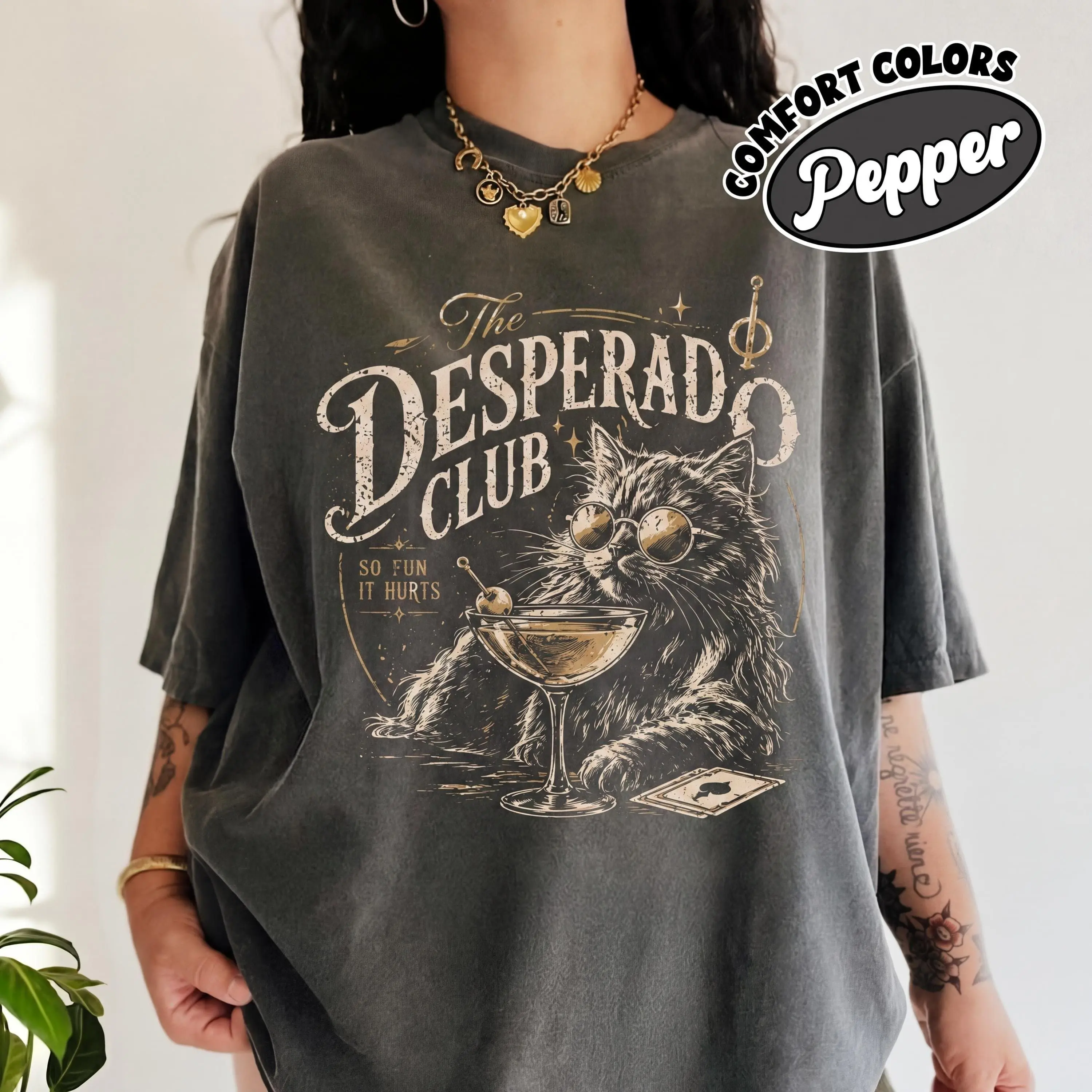 Comfort Colors Princess Donut Approved Shirt the Desperado Club,Mama Needs a Night off Tee,Dungeon Crawler Carl,Unisex Gaming Tshirt for Fan, Fabric, Casual