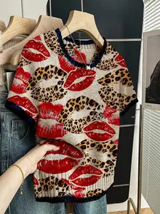 Women's Retro Lip Leopard Print Knit Sweater, Round Neck Short Sleeve, Casual Breathable Everyday Top for Spring Summer Fall