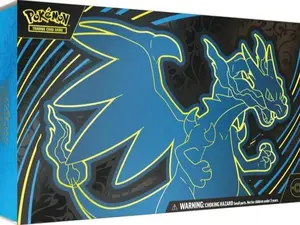 Mega Charizard Ultra Premium Collection