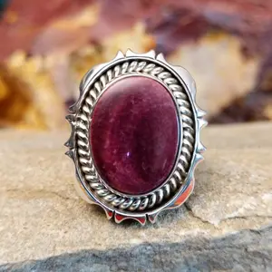 Purple Spiny Oyster Shell Ornate Ring by Artie Yellowhorse GJ-RNG-0201 Size 7.75
