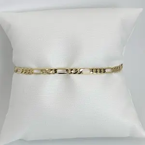 14K Gold Plated Figaro Bracelet 7.5” – Trendy Everyday Jewelry