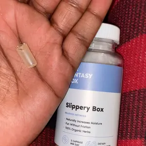 Product Review of Slippery Box - Extra Moisture Support Capsules from p**1