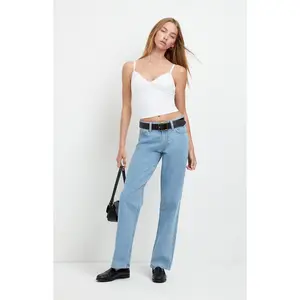 Pacsun Women's Alex Relaxed Straight Jeans Light Blue