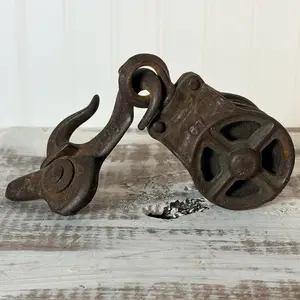 Vintage Double Pulley Barn Block & Tackle & Swivel Hook w/  Gear Locking Mechanism