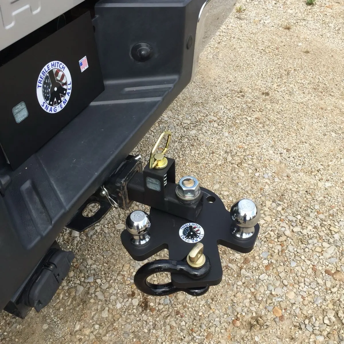 THE TREBLE HITCH  Two inch receiver, rotating base. No keys or pins to lose. 16 thousand pound rating, class 4