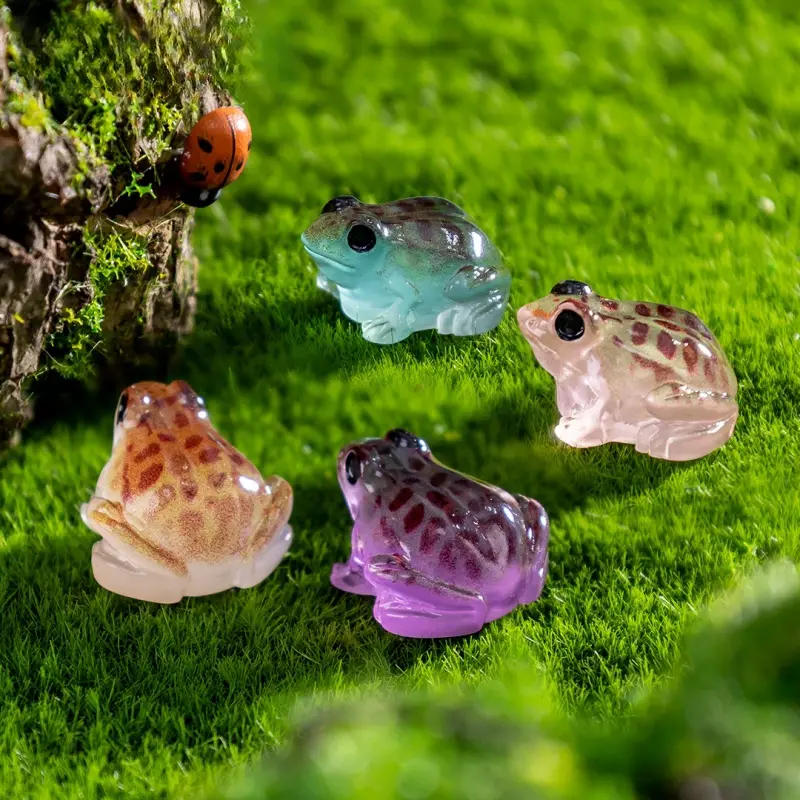 Random Color Frog Design Resin Animal Sculptures Ornaments Figurine, Resin Figure, 30/50pcs Luminous Glow in the Dark Mini Frog Decoration, DIY Decorative Accessories for Home & Garden & Yard Decorations and Ornaments, Resin Animal Figurines