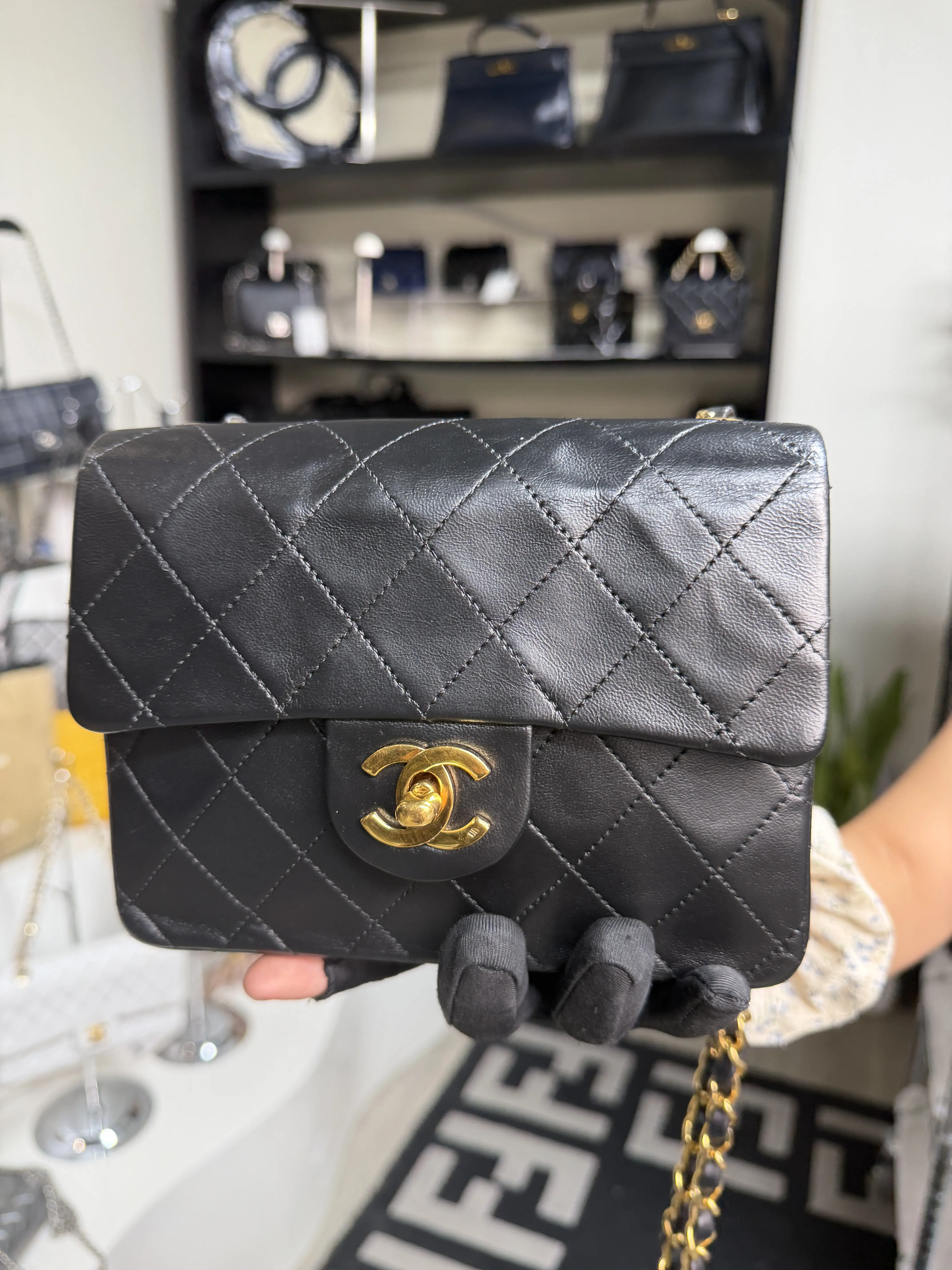 Pre-owned CHANEL vintage SN0 cf mini square