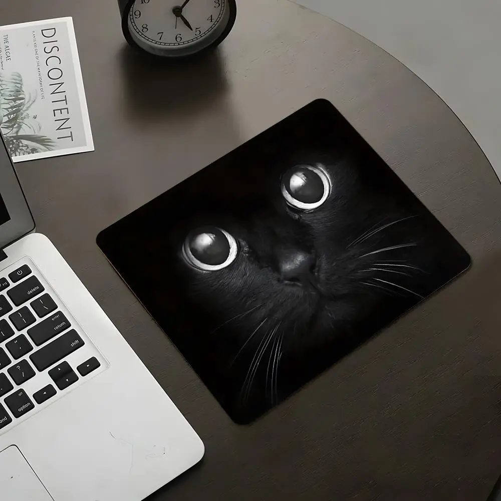 Stylish Cute Cat Eye Gaming Square Mouse Pad, Non slip mousepad, desktop decoration protective pad, rubber anti-slip lockedge work pad, washable small size, suitable for laptops, desktop computers, games, work, home, children