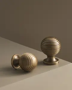 HARRINGTON FLUTED GLOBE KNOB IN ANTIQUE BRONZE