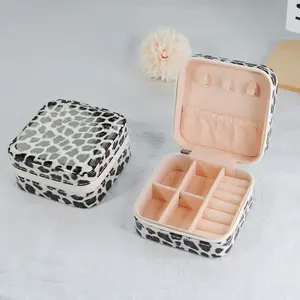 FeelinGirl Leopard Print Jewelry Box for Women Travel Organizer Case Portable Jewelry Storage with Zipper Compact Ring Necklace Earrings Holder Gift Box for Girls Birthday Valentine's Day Stylish Makeup Organizer Case Compact and Durable Design