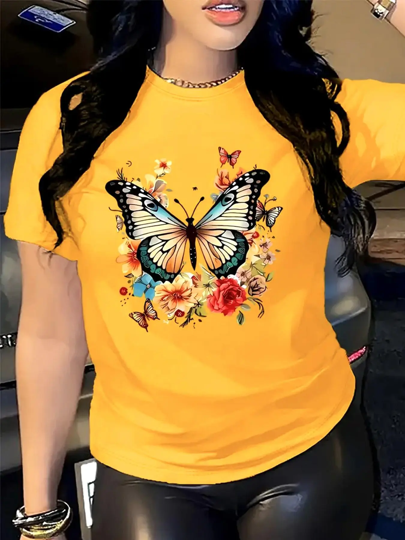 Women's Butterfly Floral Print Round Neck Tee, Fashion Casual Crew Neck T-Shirt for Daily Holiday Vacation Outdoor Wear, Ladies Clothes for Summer, Top