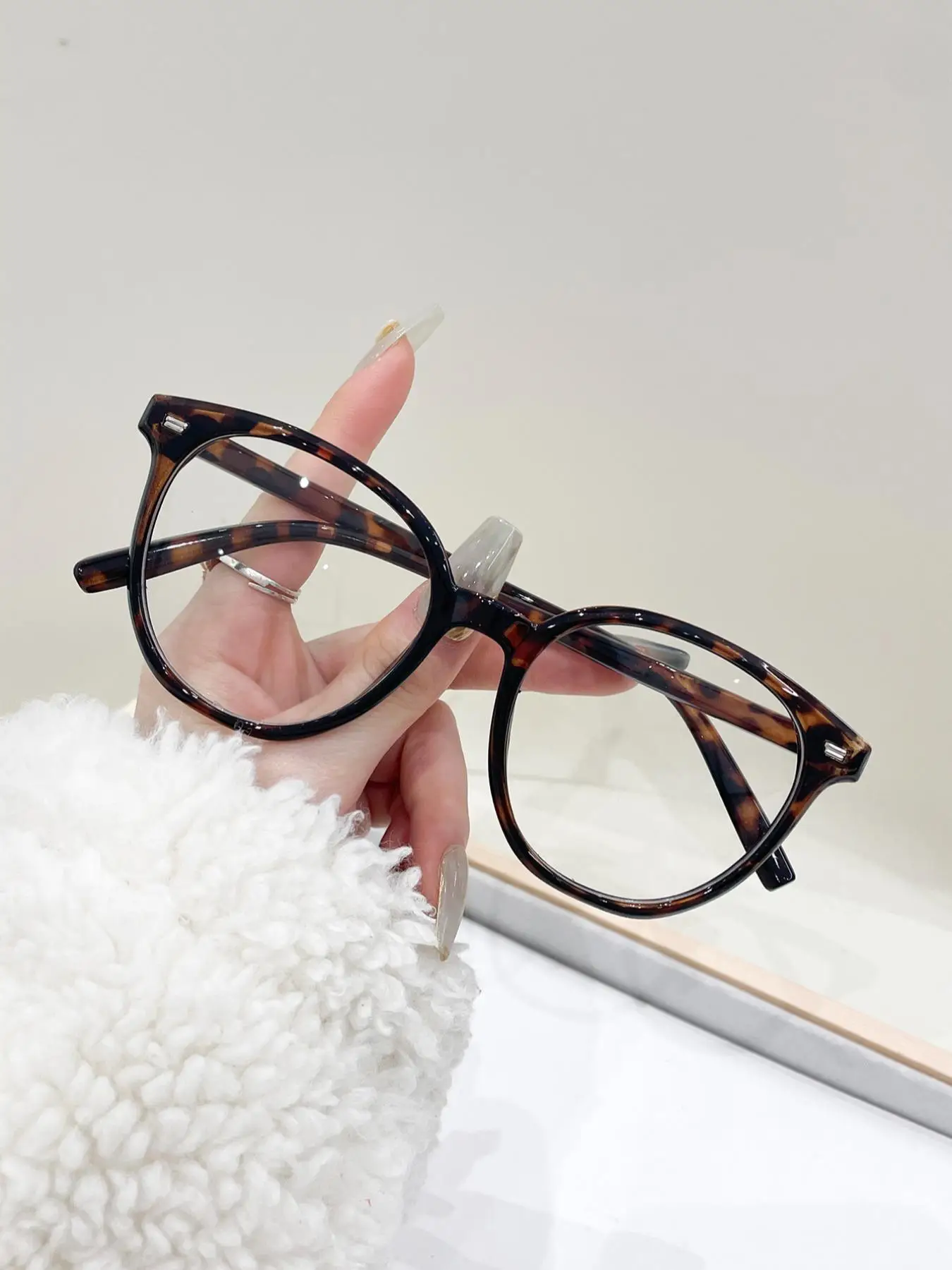 Cute Round Frame Tortoise Pattern Eyeglasses, Anti-blue Light Eyeglasses for Women & Men, Fashion Eyeglasses for Work, Perfect for Student Daily Use