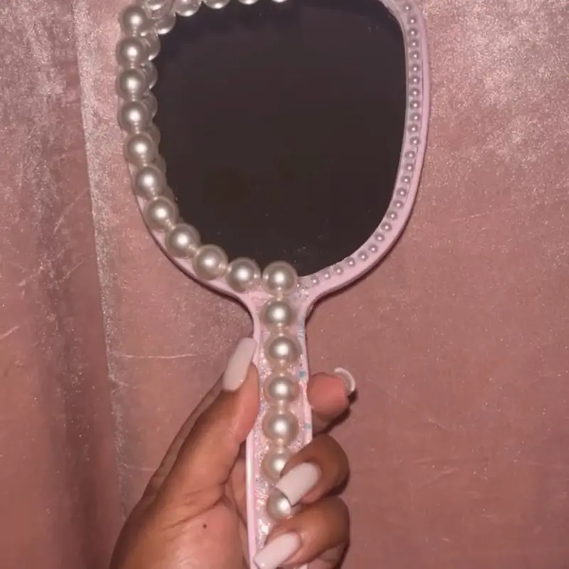 Luxe Mirror with Pearl Accents and Pink Handle for Elegant Grooming