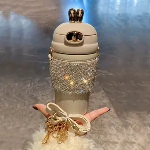 Insulated Cup with Sparkling Rhinestones, 480ML Thermal Mug with Strap, Portable Hot and Cold Beverage Container, Elegant Gift Idea