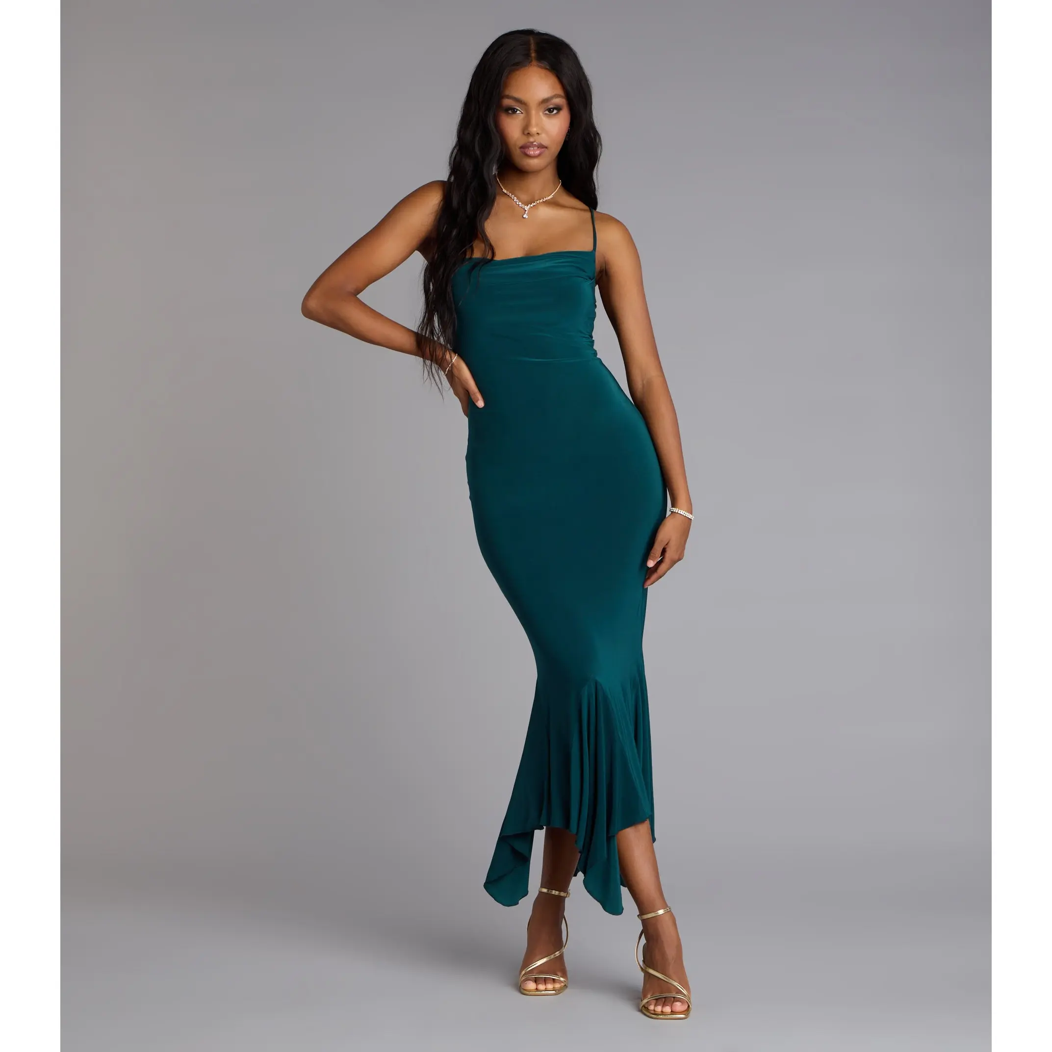 Stunning Silhouette Bodycon Midi Dress - TikTok Shop Stunning Silhouette Bodycon Midi Dress - TikTok Shop